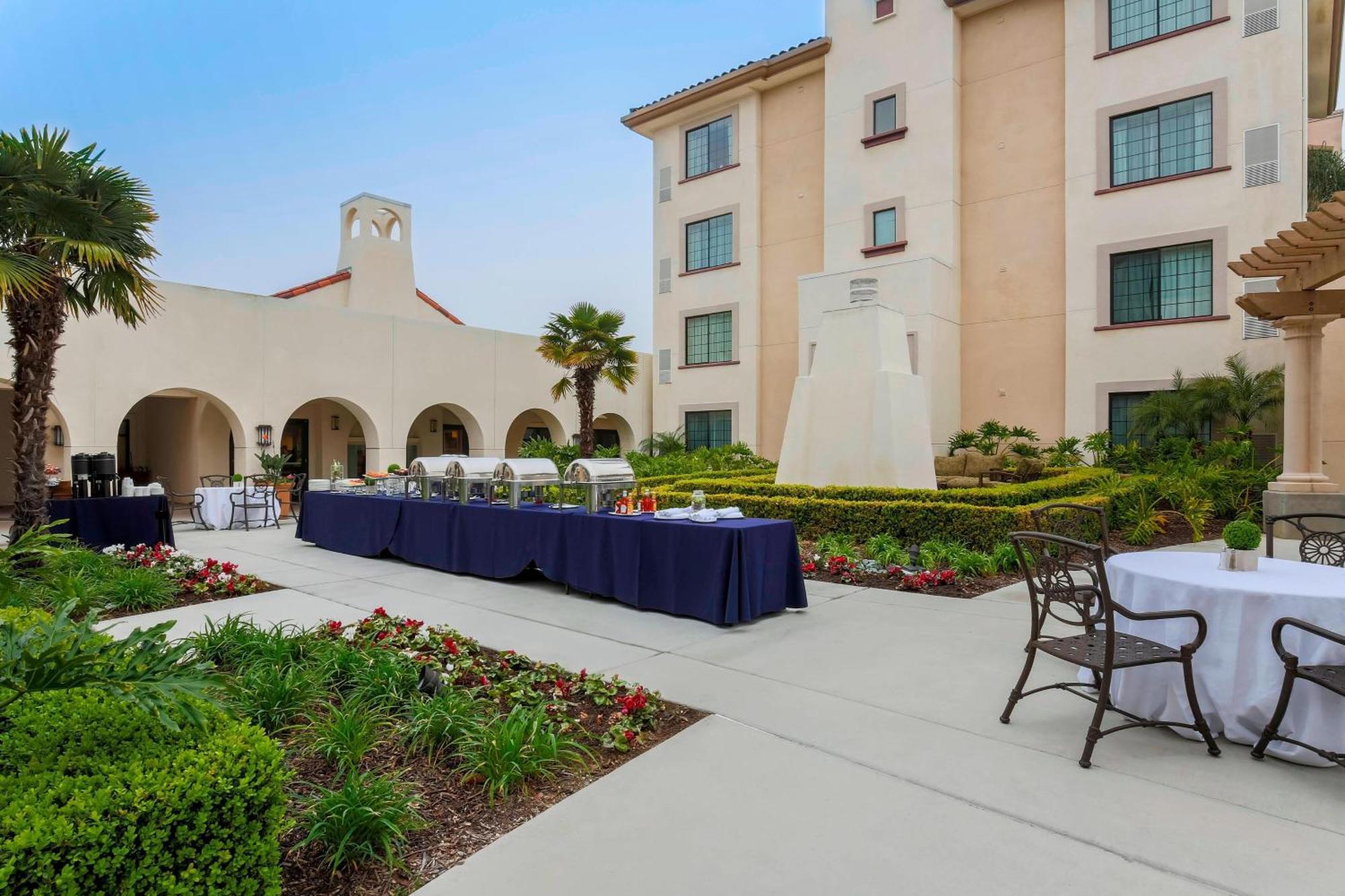 Courtyard San Diego Airport/Liberty Station Esterno foto